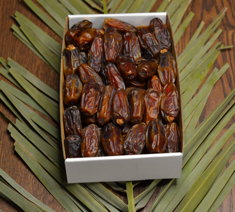 Medina Mashrook Dates – Traditional Flavor &amp; Natural Sweetness